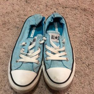 EUC Tiffany blue converse